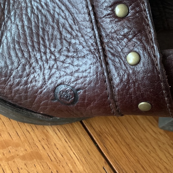 Born boc Dark Brown Leather Slip On Booties Clogs Block Heel Rivets Women’s 7.5 - Picture 4 of 10